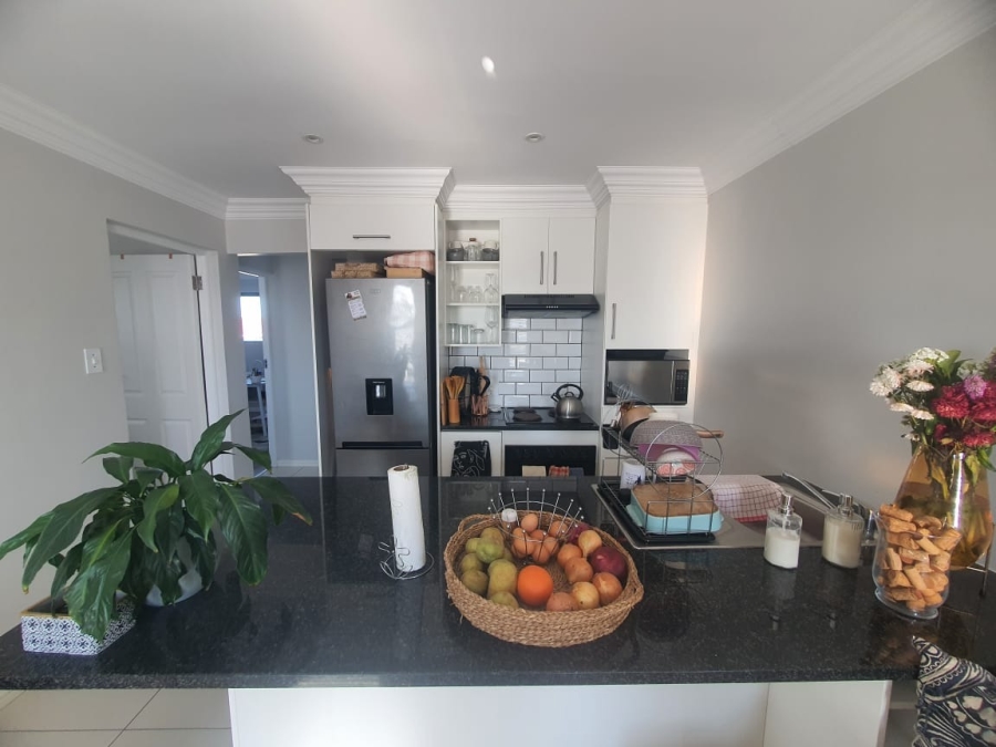To Let 3 Bedroom Property for Rent in Cambridge West Eastern Cape